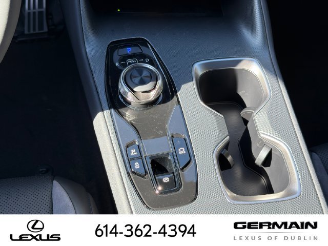 New 2026 Iridium and Black Onyx Lexus  550e F SPORT AWD image 20