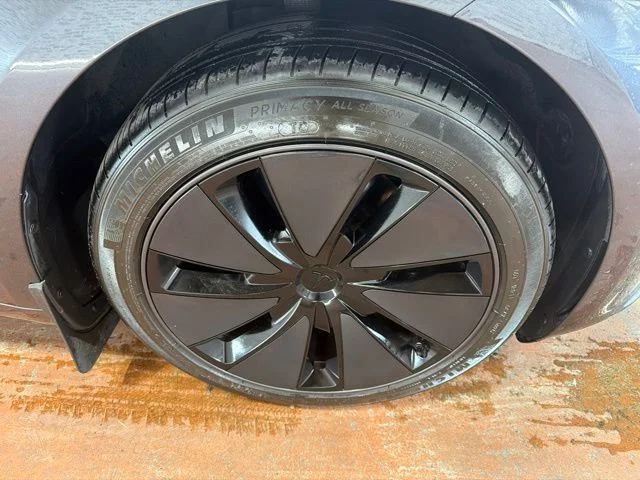 Used 2025 Stealth Gray Tesla  image 10