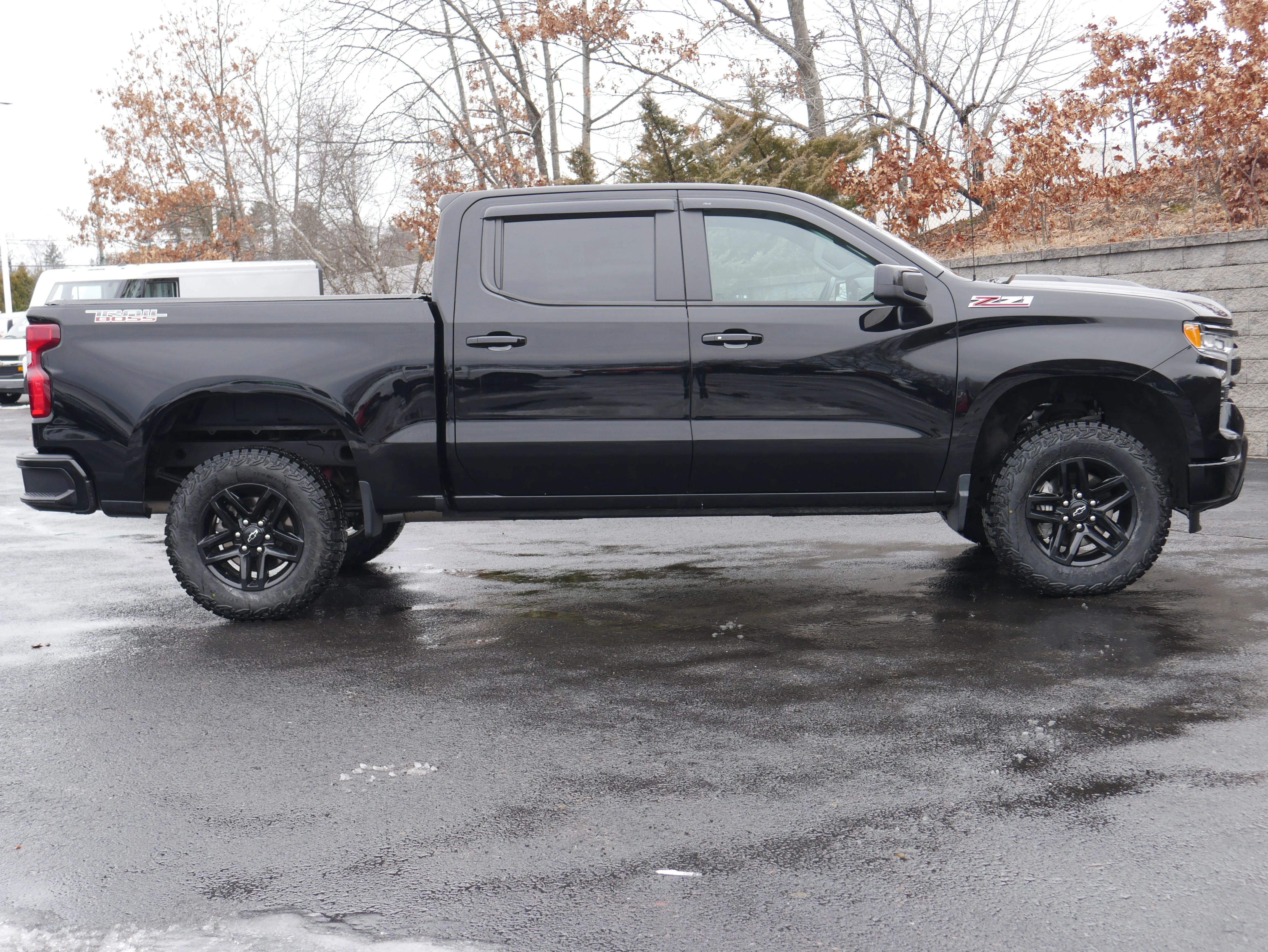 2024 Chevrolet Silverado 1500 LT Trail Boss - Photo 10
