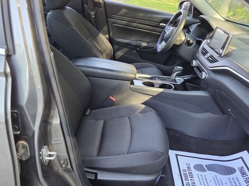Used 2024 Gun Metallic Nissan 2.5 SV image 16