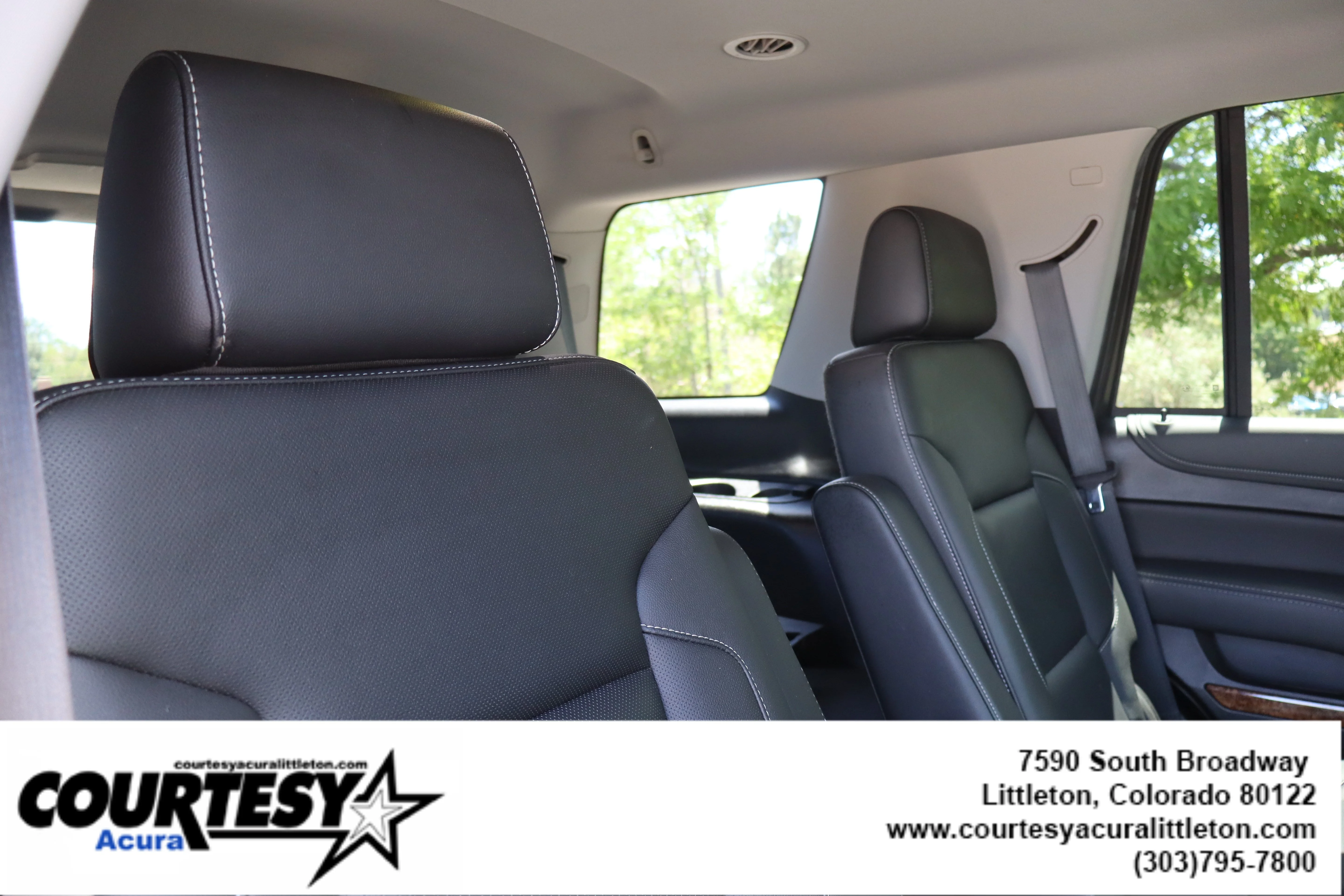 Used 2019 Silver Ice Metallic Chevrolet Premier image 30