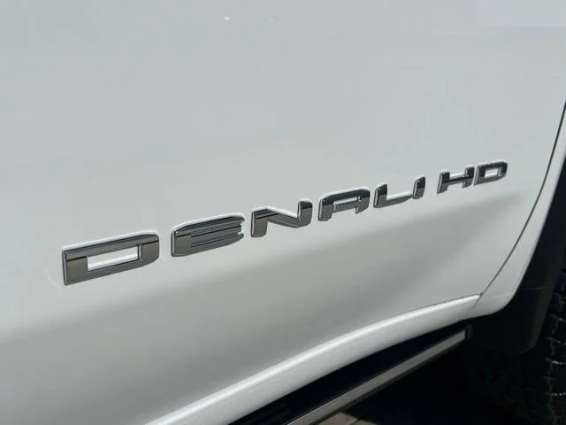 2026 GMC Sierra 3500HD Denali - Photo 31