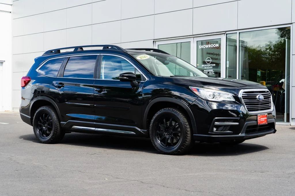 Used 2020 Black Subaru Limited image 1