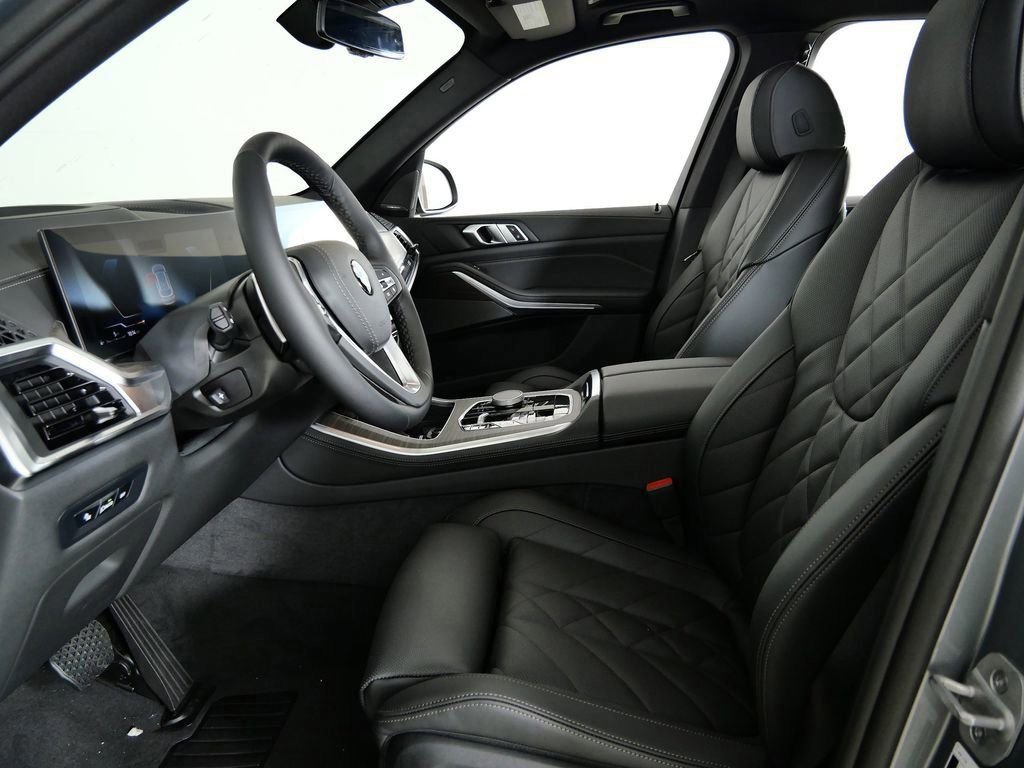 Certified Used 2026 Skyscraper Grey Metallic BMW xDrive40i image 40