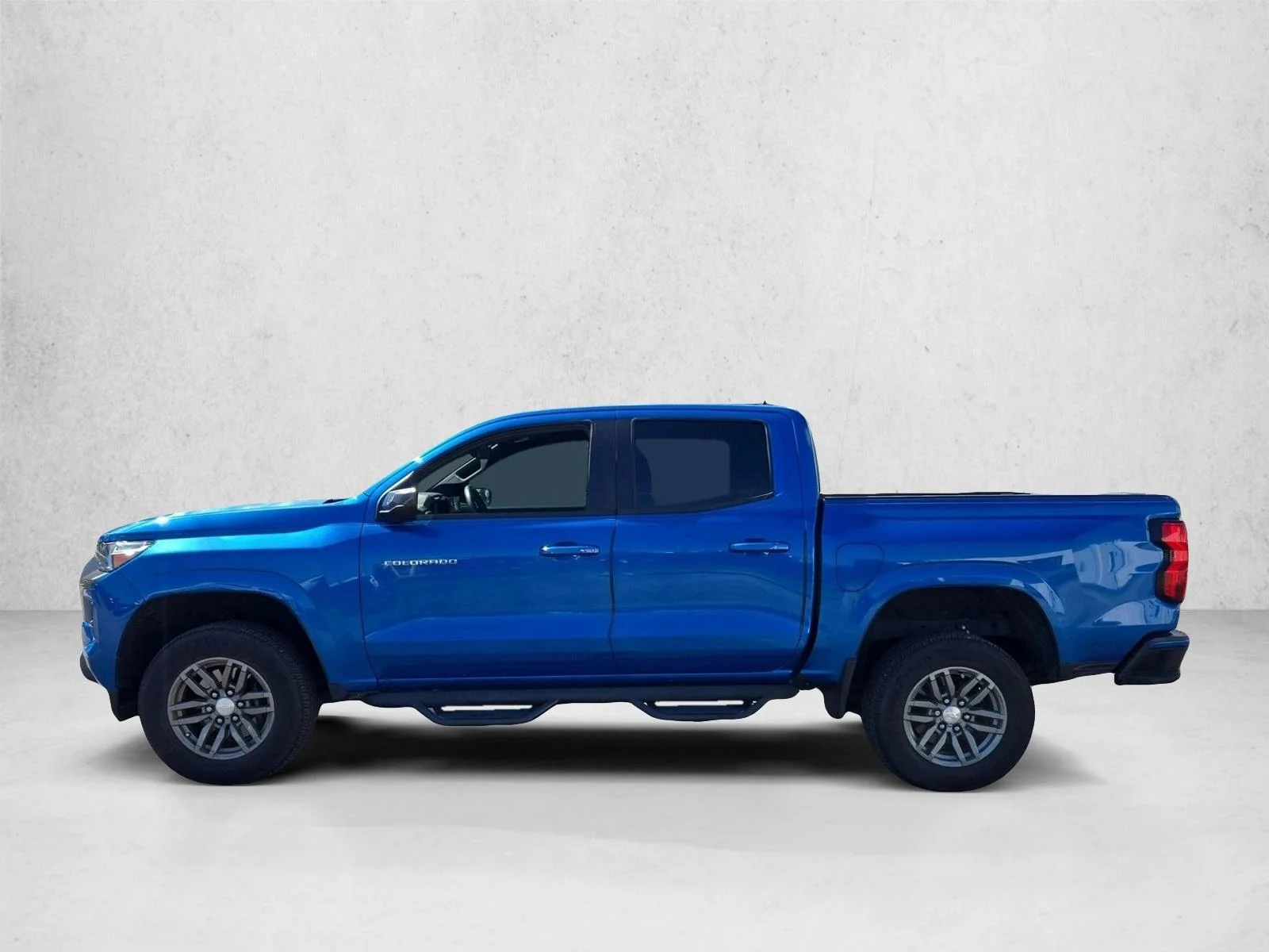 Used 2023 Glacier Blue Metallic Chevrolet 2WD LT image 8