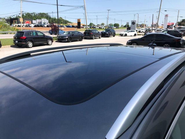 New 2026 Platinum Gray Metallic Volkswagen SE image 5