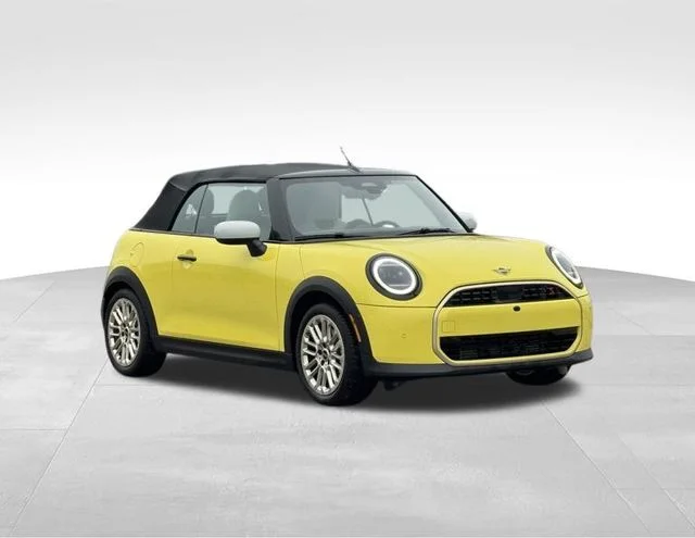2026 MINI Convertible Cooper S's photo