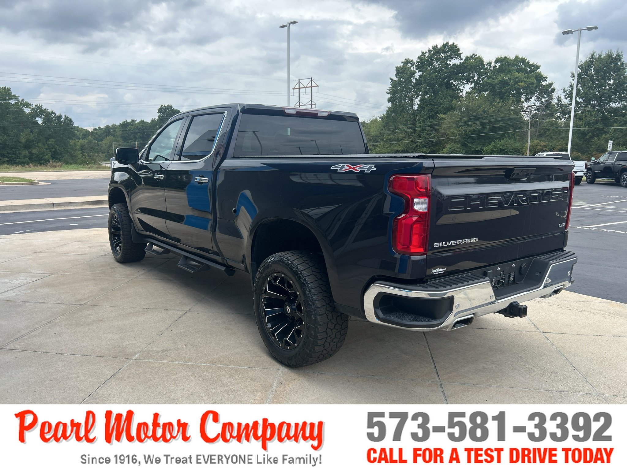 2023 Chevrolet Silverado 1500 LTZ - Photo 6