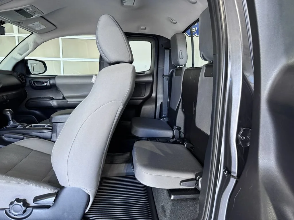Certified Used 2018 Gray Toyota SR image 11