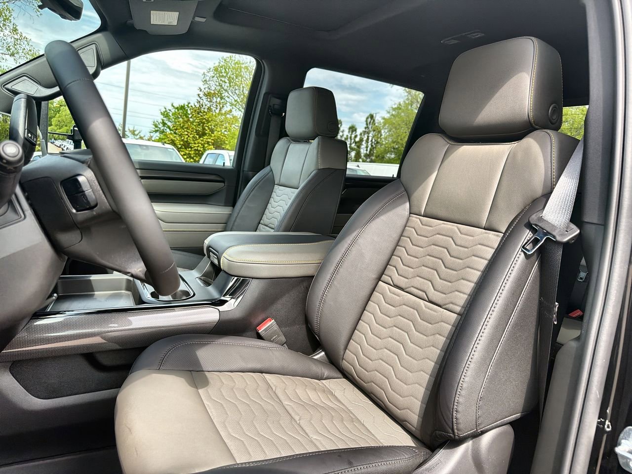 2026 Chevrolet Silverado 2500 HD ZR2 - Photo 16