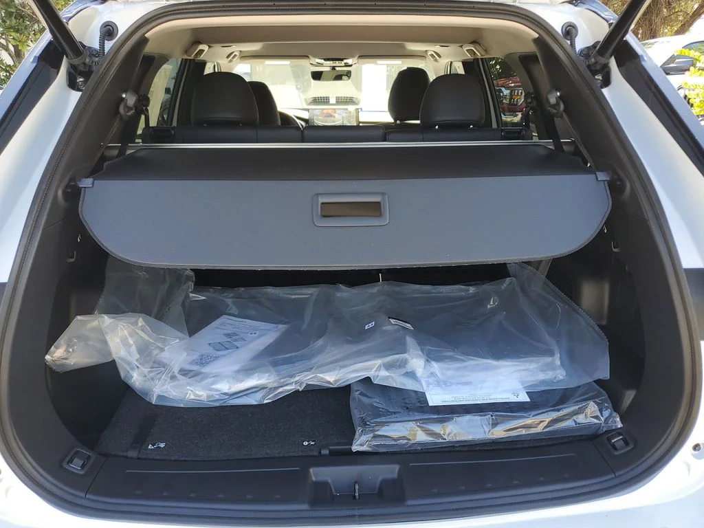 New 2026 White Mitsubishi Trail Edition image 10