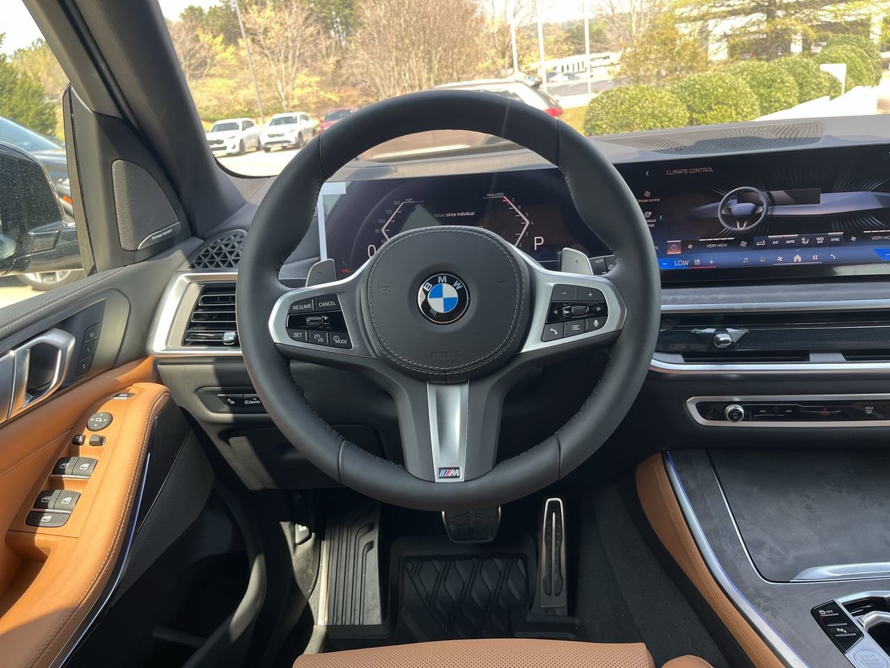 Used 2026 Black Sapphire Metallic BMW xDrive40i image 21
