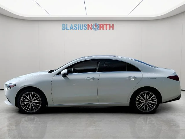 Used 2023  Mercedes-Benz CLA 250 image 8