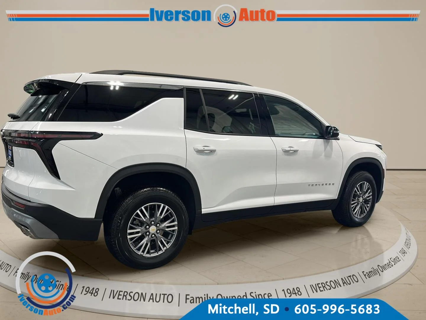Used 2026 Summit White CHEVROLET AWD 4DR LT W/2LT image 7