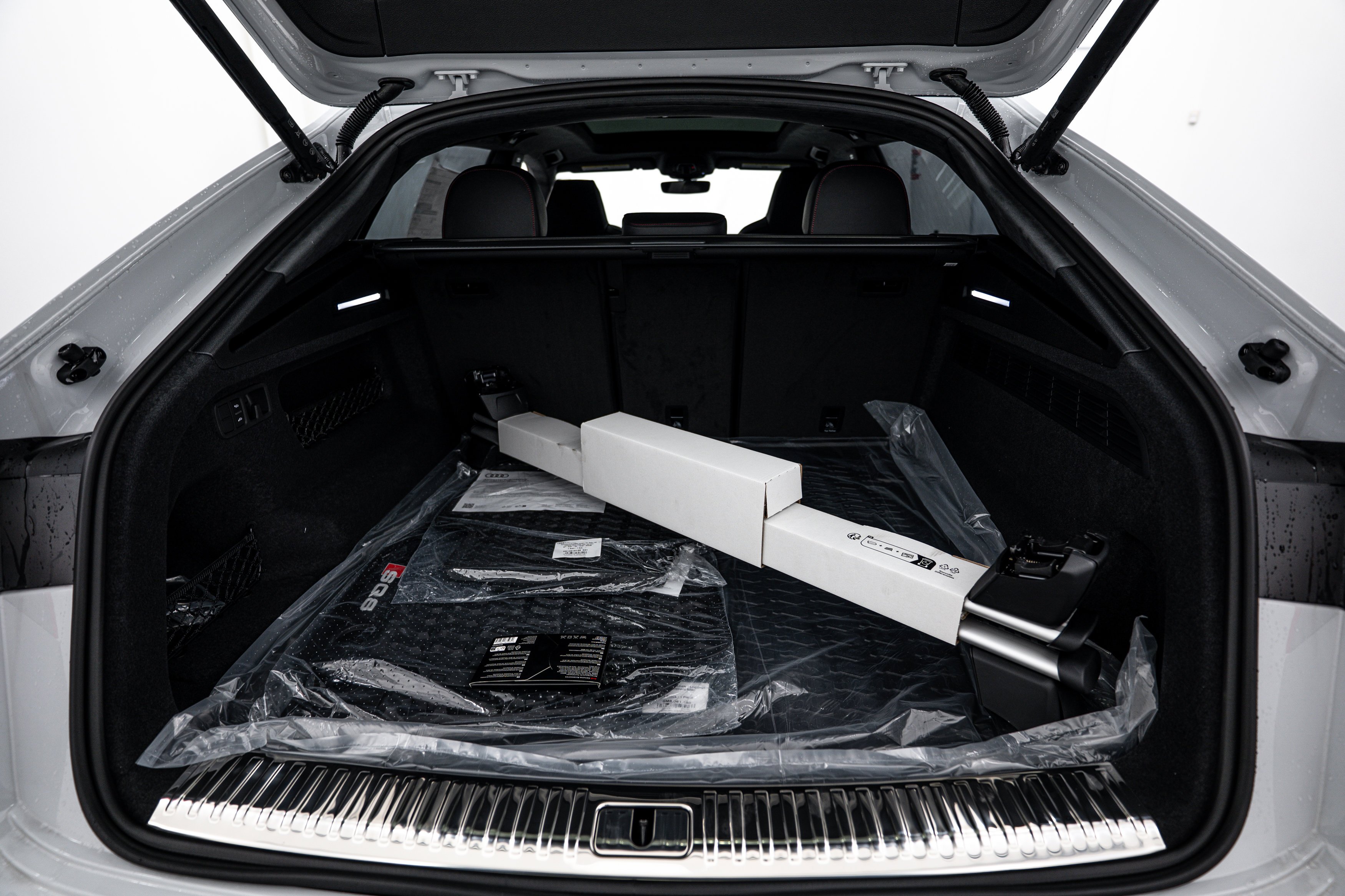 New 2026 Glacier White Audi Prestige image 21