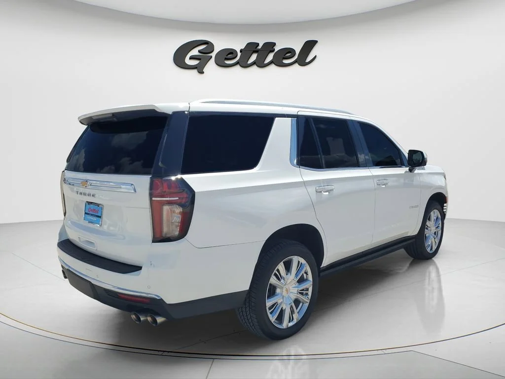 Used 2023 Summit White Chevrolet High Country image 5