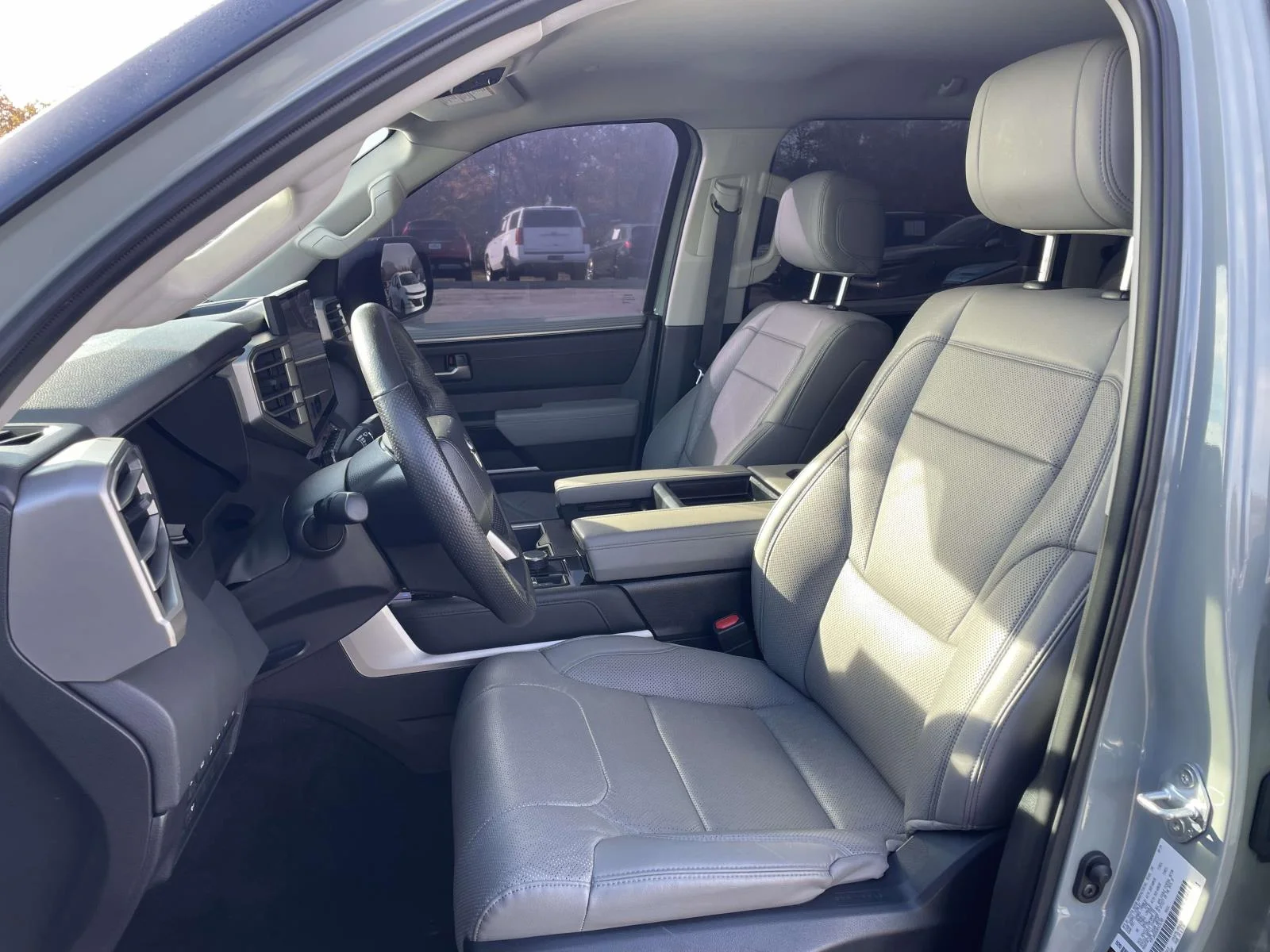 Used 2024 Lunar Rock Toyota Limited image 8