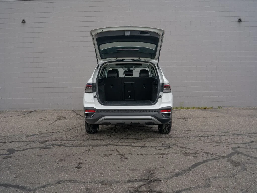 New 2026 White Volkswagen 1.5T SE image 6