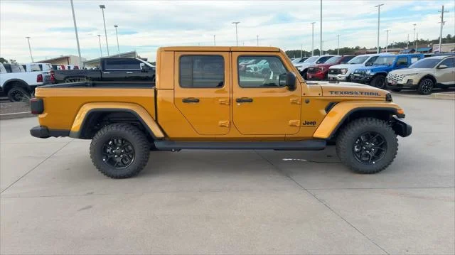 New 2026 Goldilocks Exterior Paint Jeep Texas Trail image 9