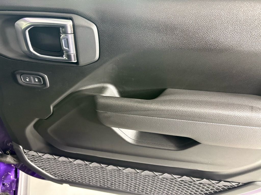 New 2026 Reign Jeep Mojave image 38