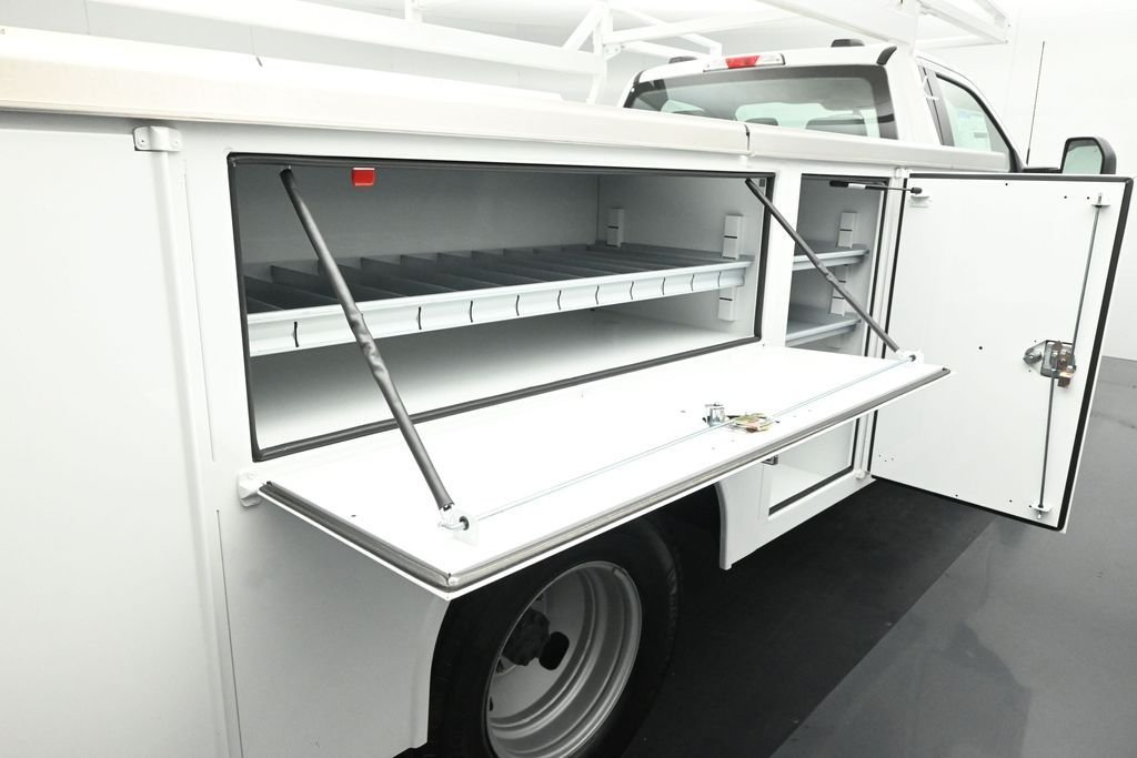 New 2025 Oxford White Ford XL image 26