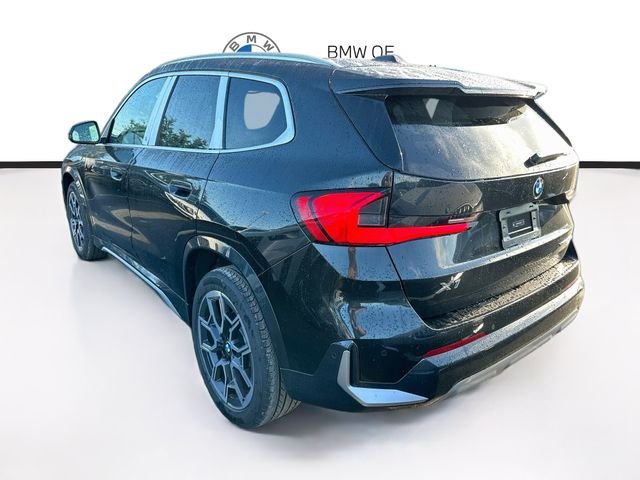 New 2027 Black BMW xDrive28i image 2