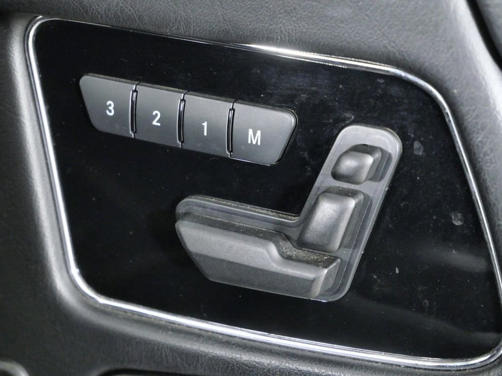 Used 2016 Silver Mercedes-Benz G 63 AMG® image 23
