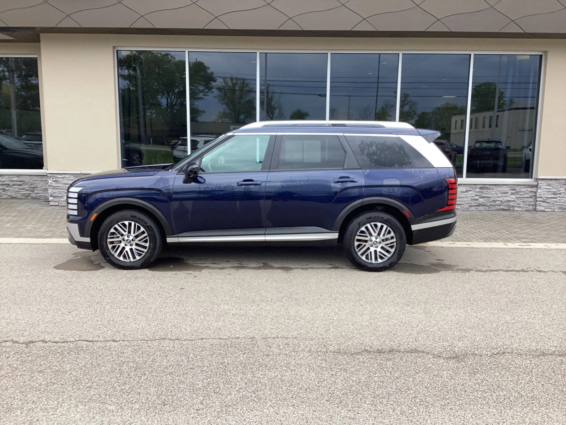 Certified Used 2026 Classy Blue Pearl Hyundai SEL Convenience image 7