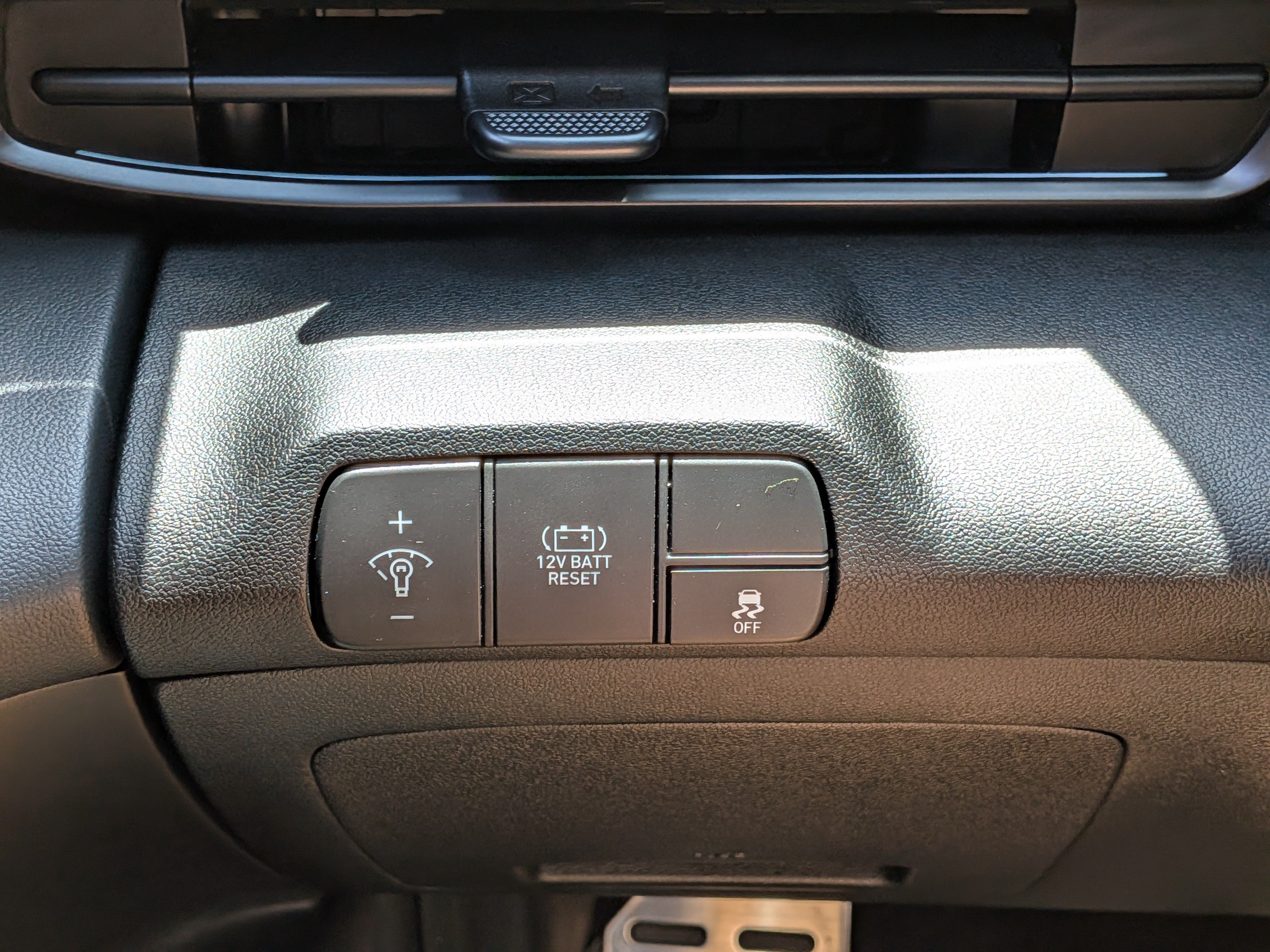 2025 Hyundai Elantra SEL - Photo 22