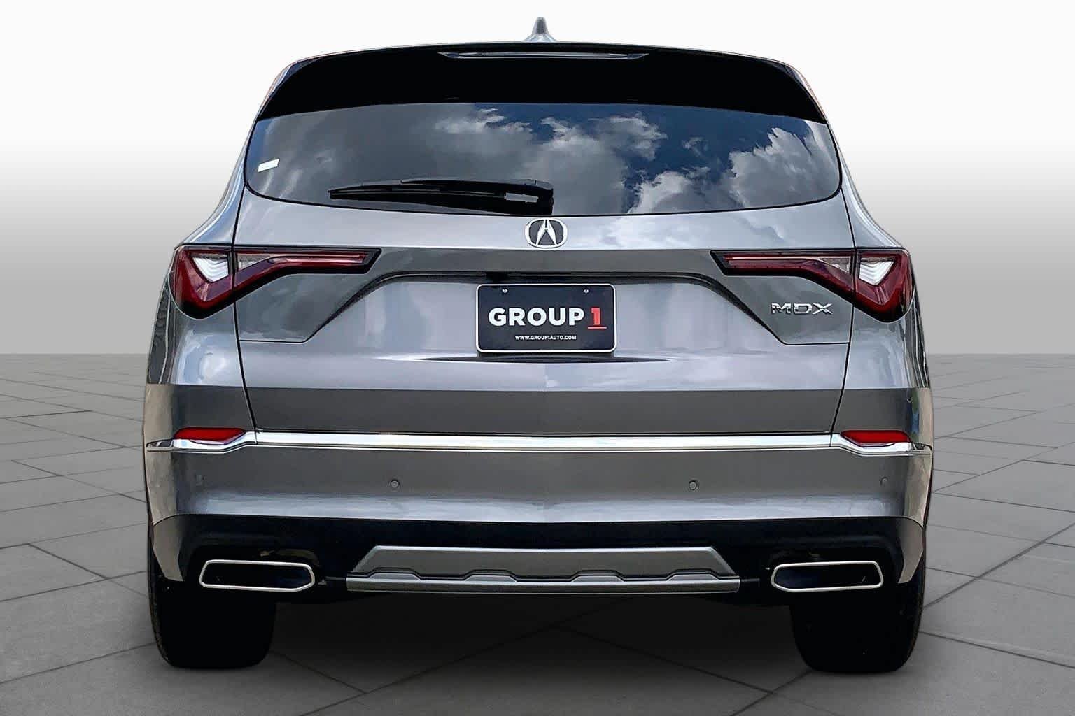 Used 2026 Liquid Carbon Metallic Acura w/Technology Package image 5