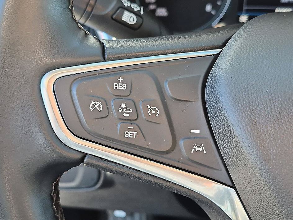 Used 2024 Lakeshore Blue Metallic Chevrolet LT image 16