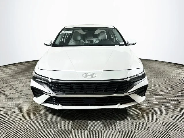 New 2026 Hyundai ELANTRA Limited