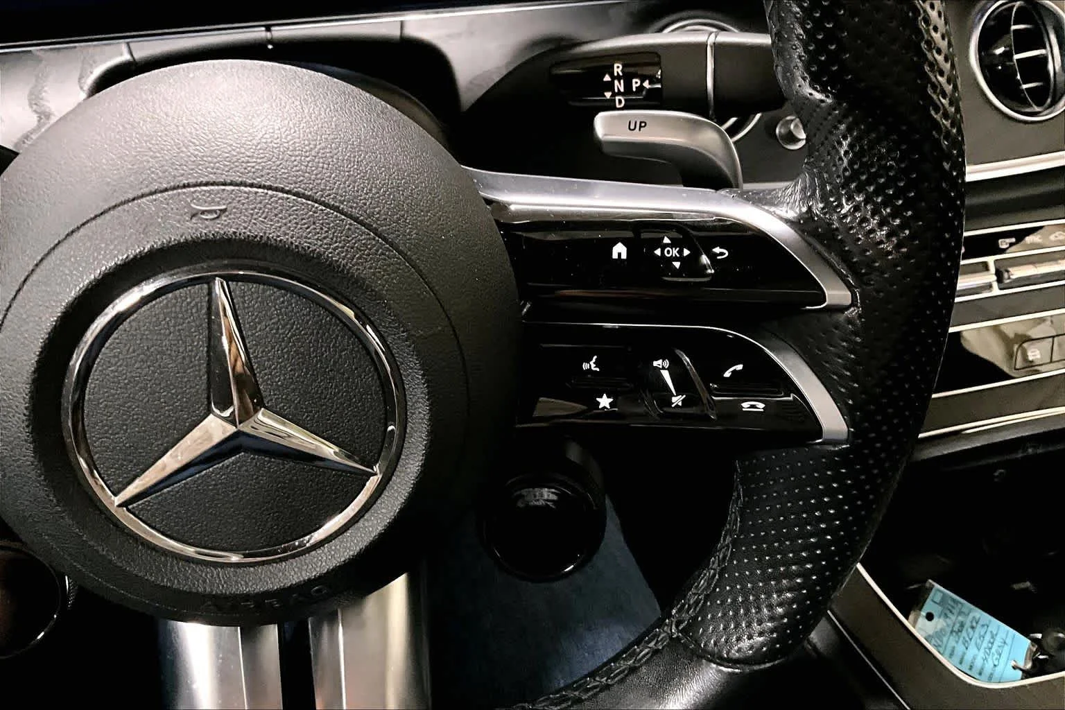 Used 2022 Graphite Grey Metallic Mercedes-Benz AMG® E 53 image 25
