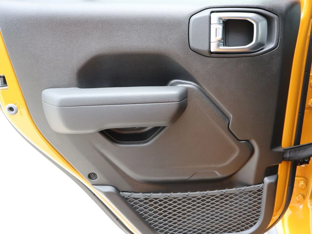 New 2026 Goldilocks Exterior Paint Jeep Rubicon image 15