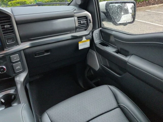 New 2026 Star White Metallic Tri-Coat Ford Lariat® image 17