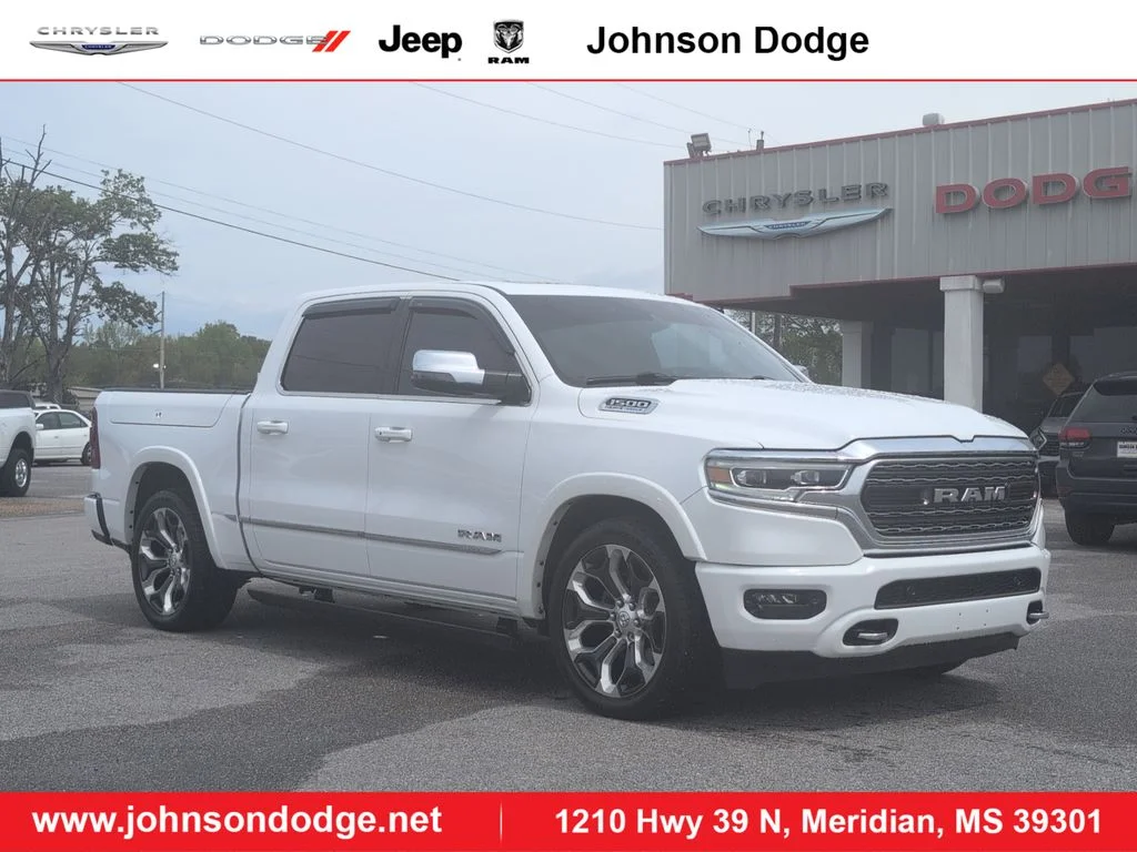 2023 RAM 1500 Limited 4x4 Crew Cab 5'7's photo