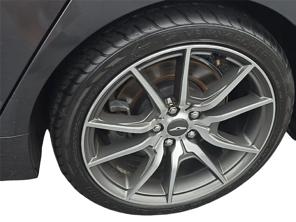 Used 2022 Himalayan Gray Genesis 3.3T image 11