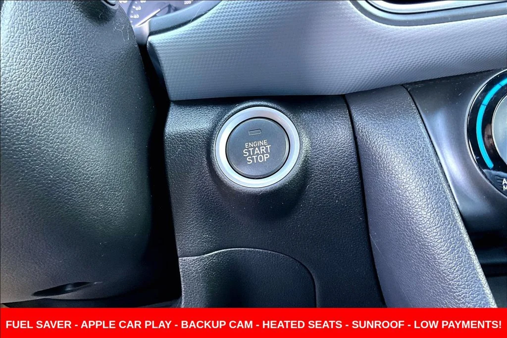 Used 2020 Blue Hyundai SEL Plus image 18