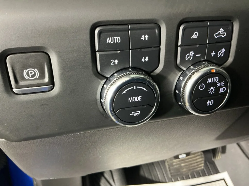 Used 2024 Blue GMC AT4X image 21