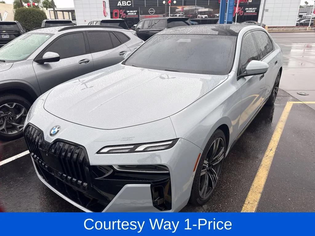 Used 2023 Gray BMW 740i image 6
