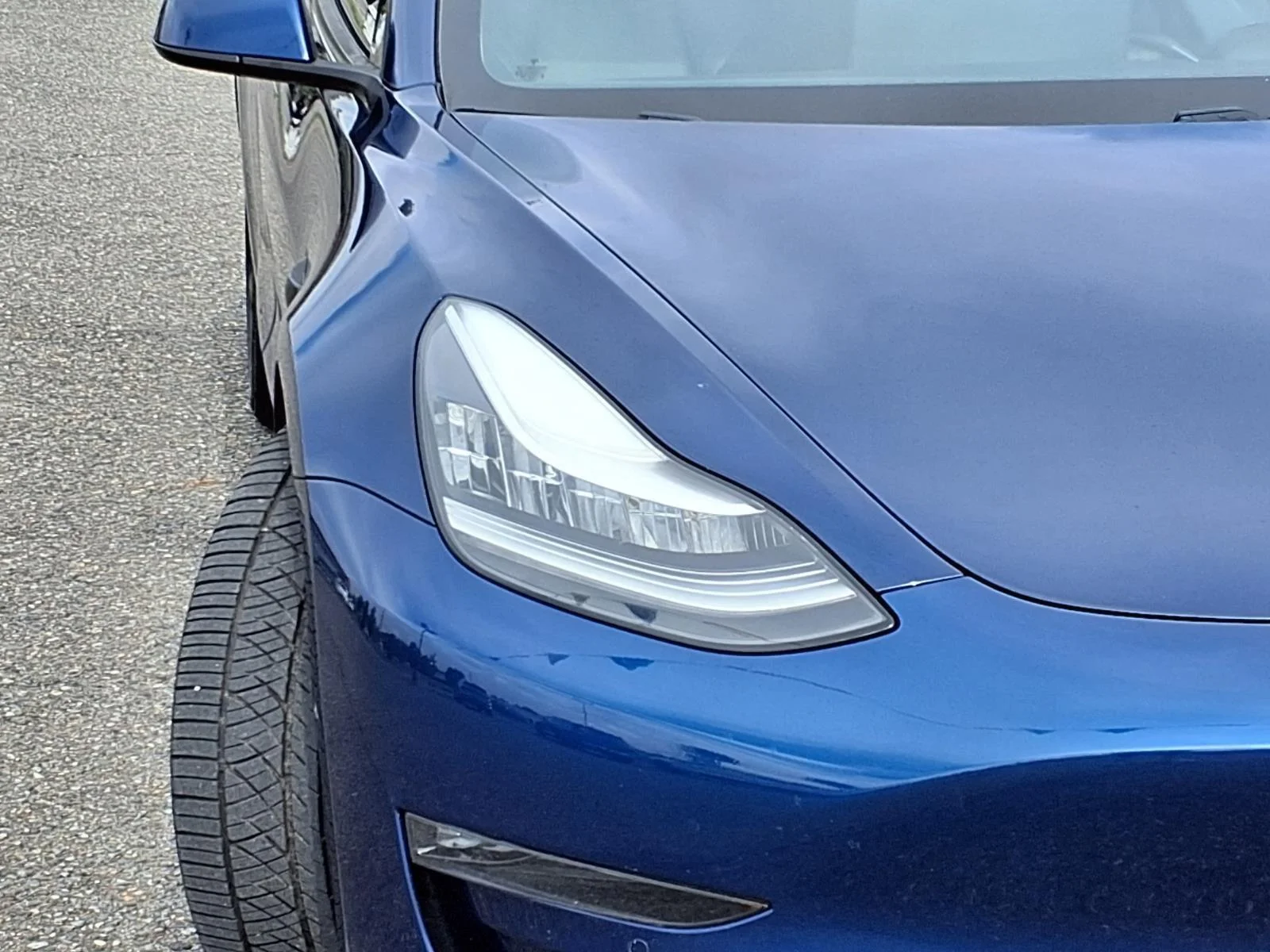 Used 2019 Deep Blue Metallic Tesla Long Range image 18