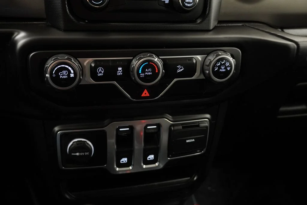 Certified Used 2020 Black Jeep Sport S image 30