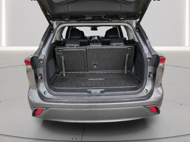 Used 2021 Gray Toyota Limited image 9