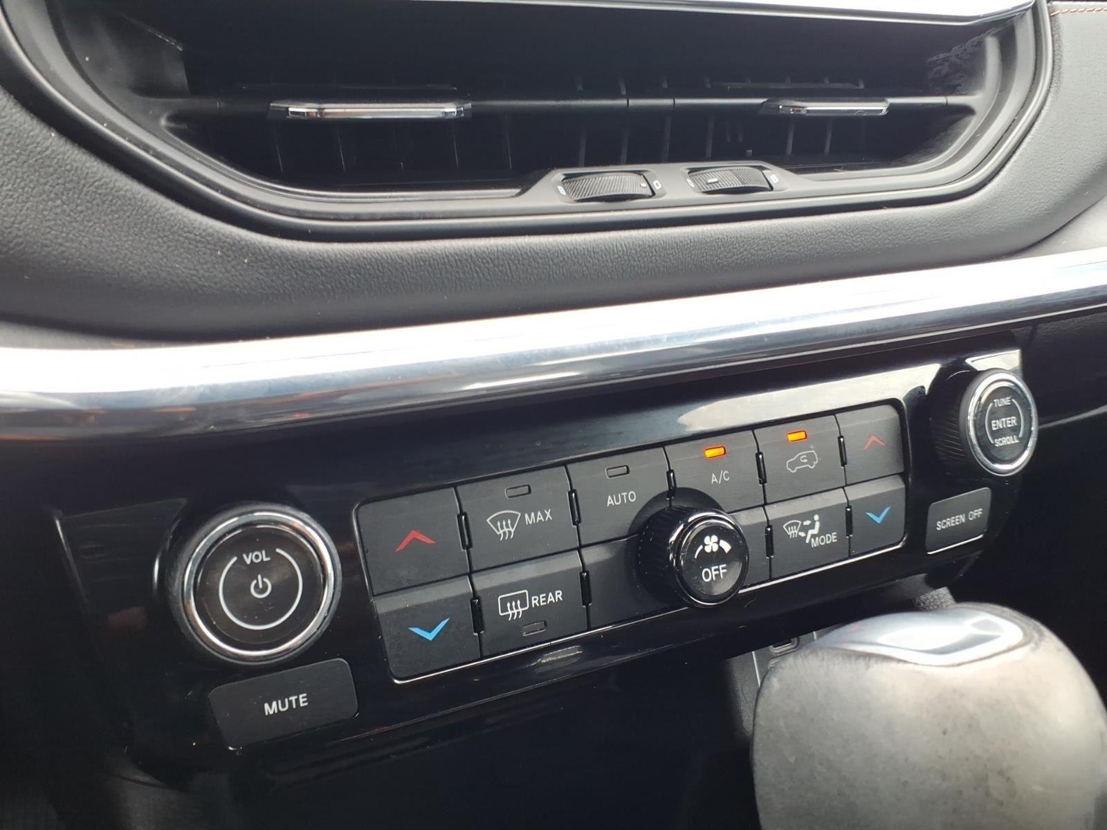 Used 2022 Redline Pearlcoat Jeep (RED) Edition image 25