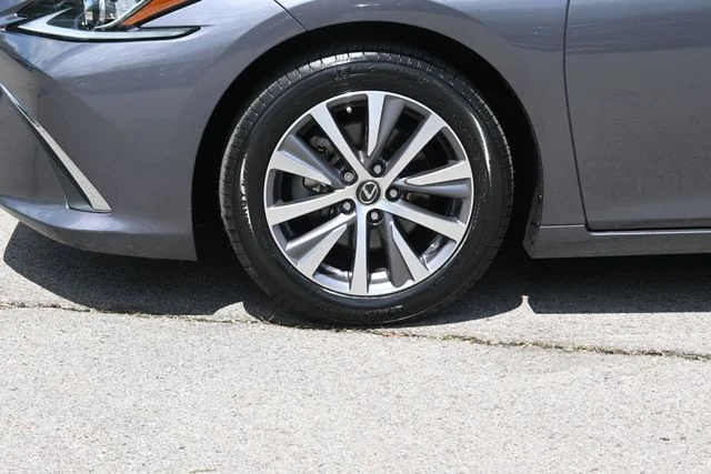 Certified Used 2020 NEBULA GRAY PEARL Lexus 300h image 15