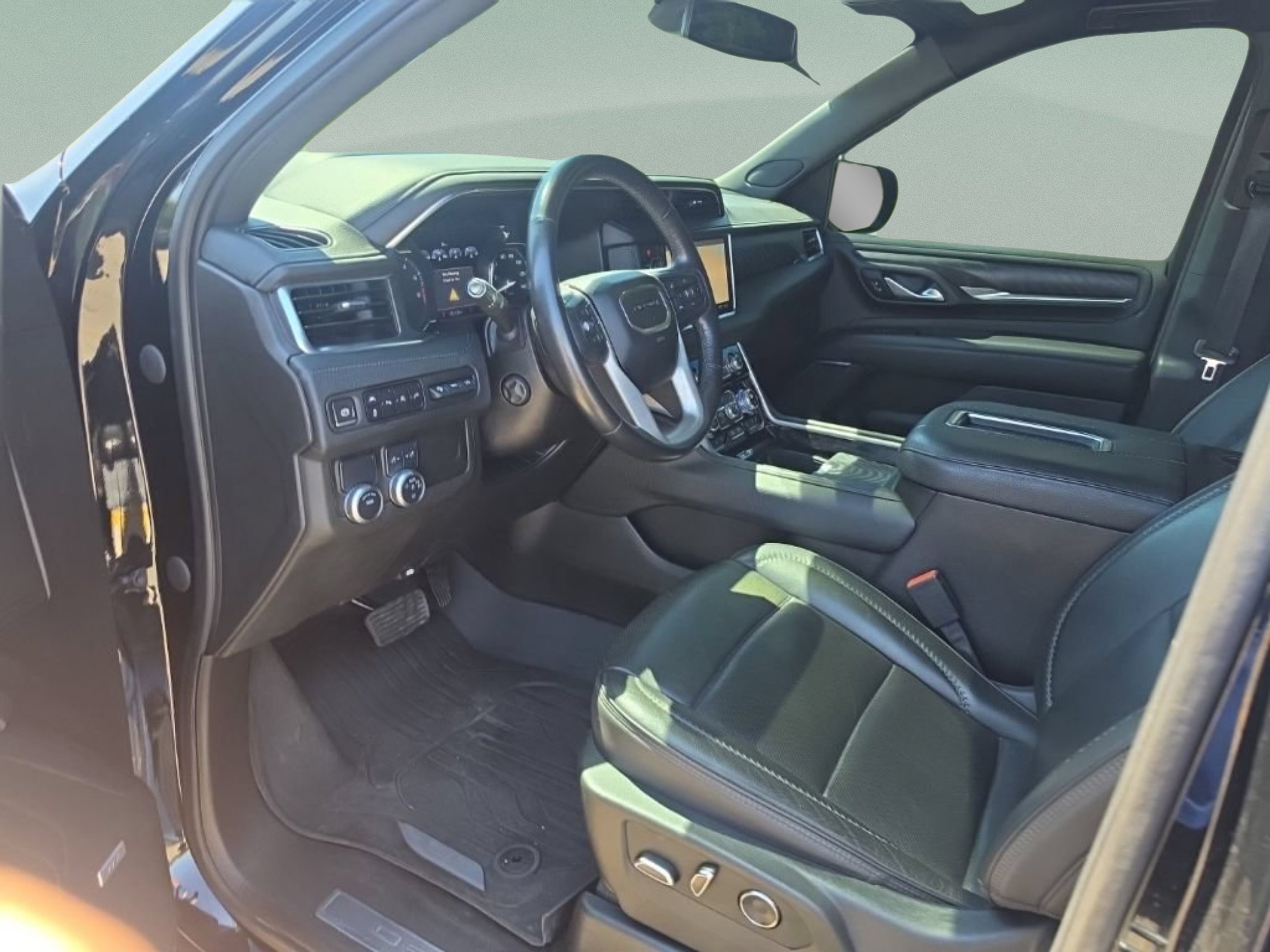 Used 2021 ONYX BLACK GMC Denali image 17