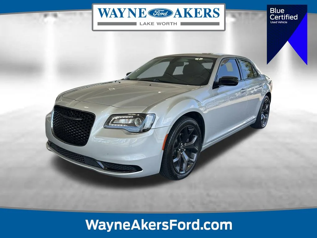 2021 Chrysler 300