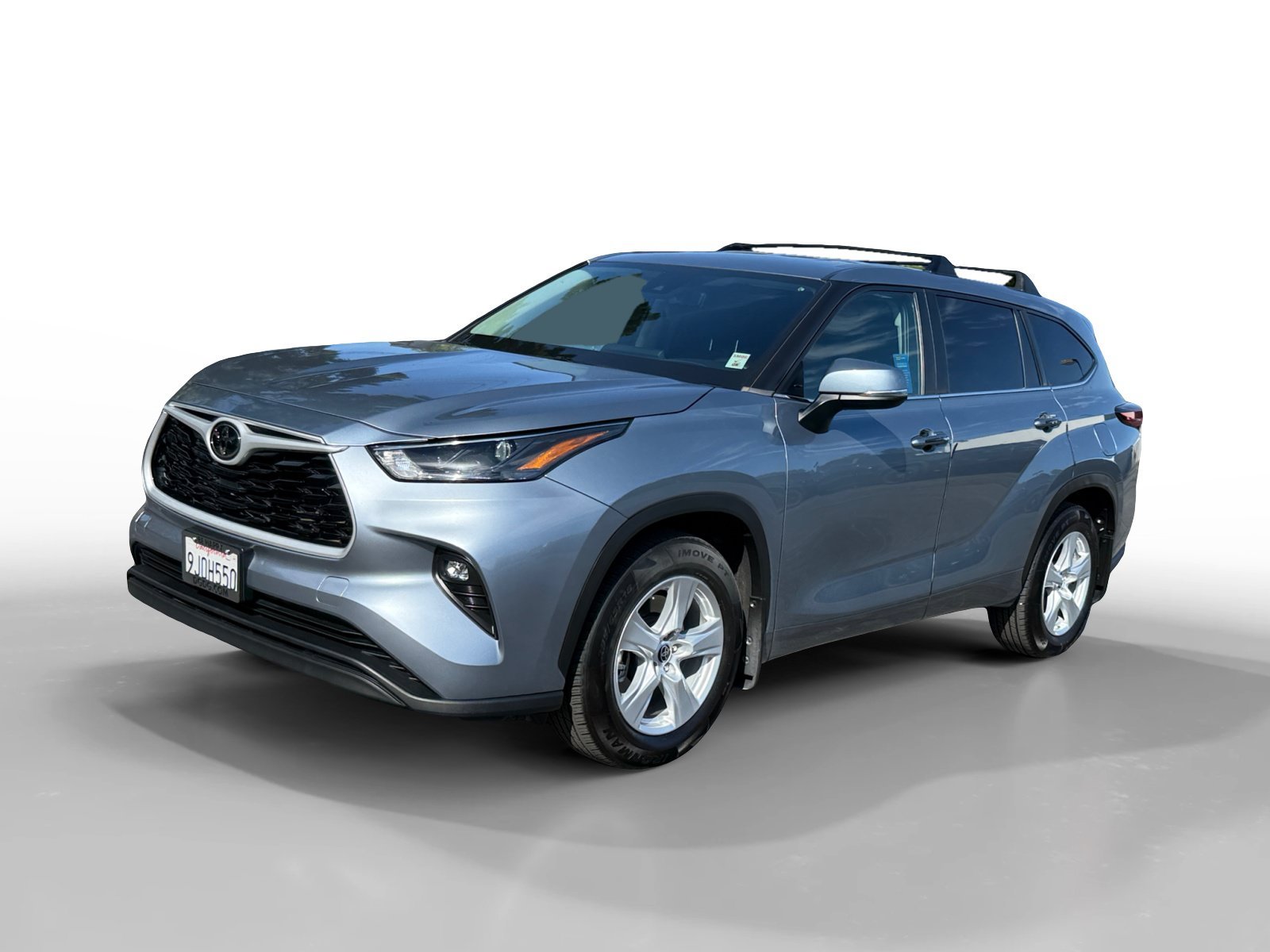 Used 2023 Moon Dust Toyota LE image 1