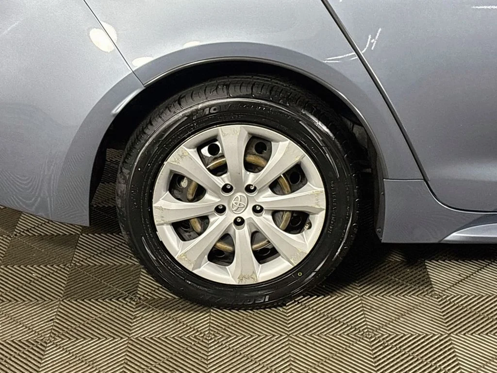 Used 2021 Gray Toyota LE image 22
