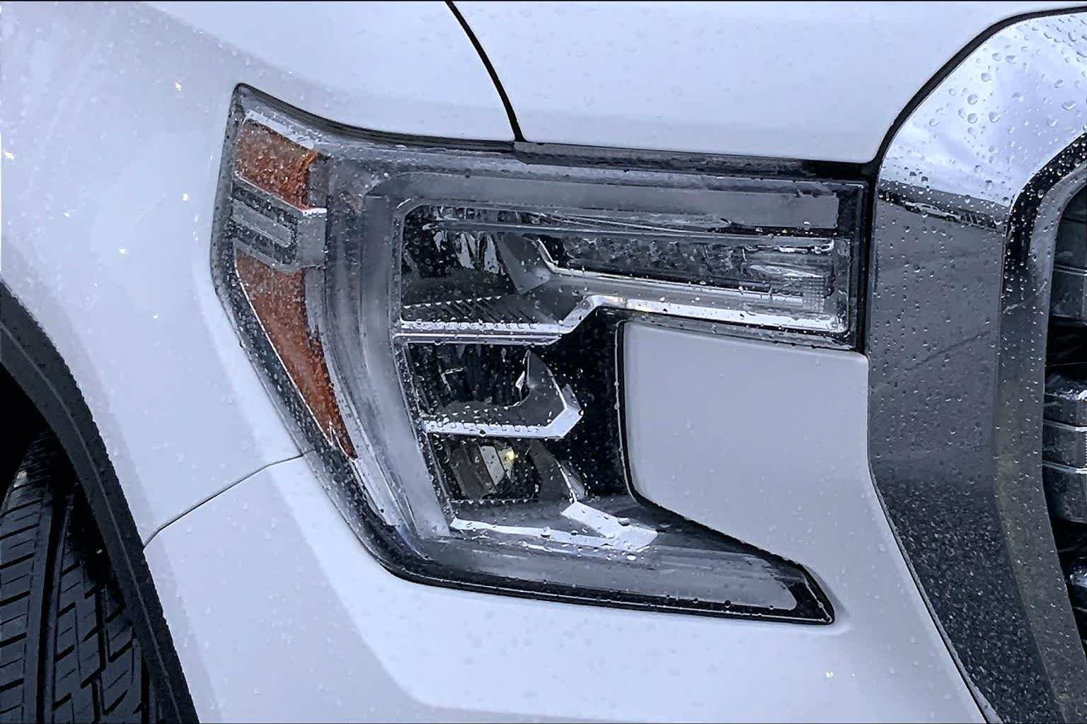 Used 2021 Summit White GMC SLT image 26